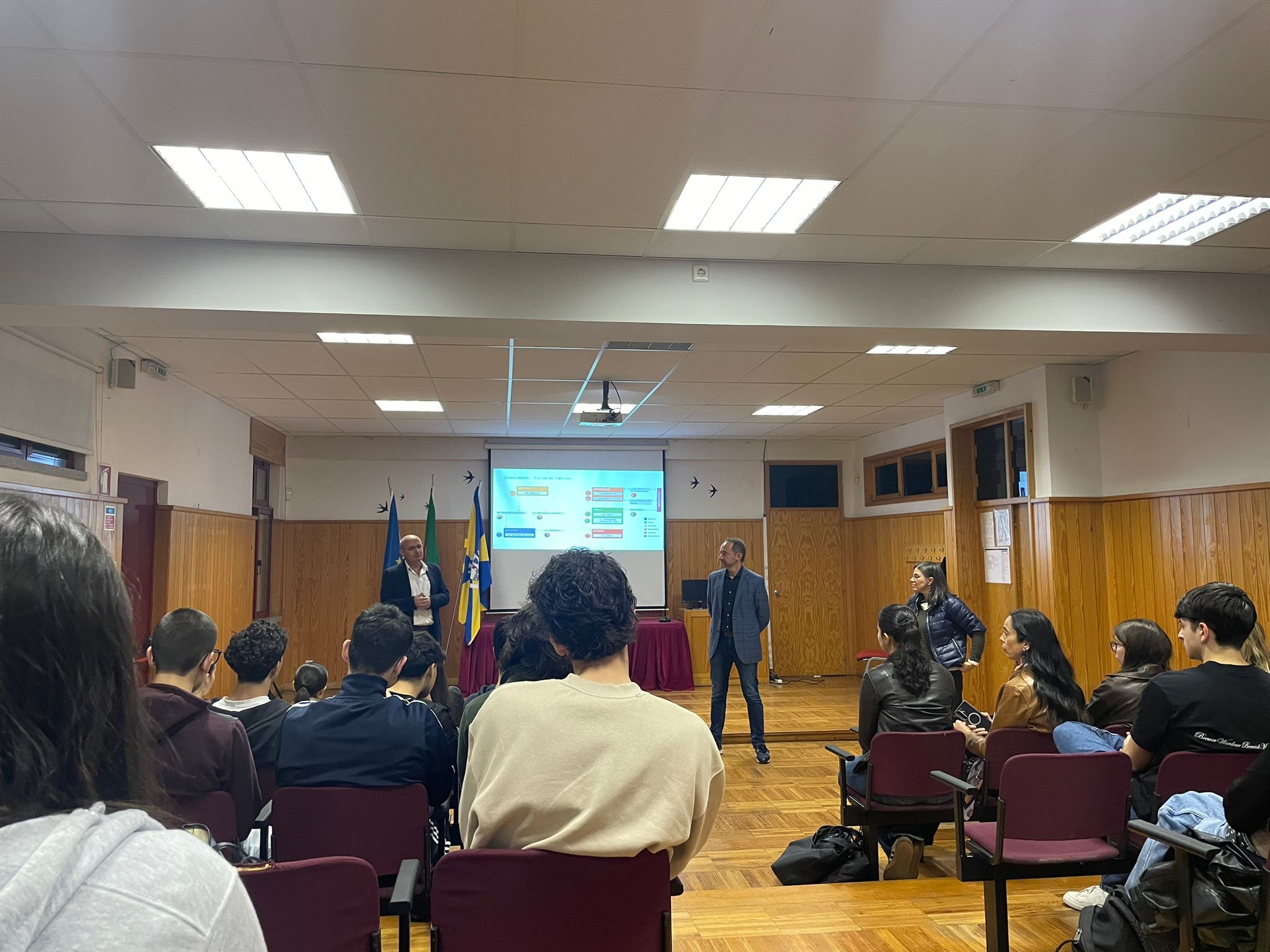 Sessão de esclarecimento sobre cursos – Acesso ao Ensino Superior’25