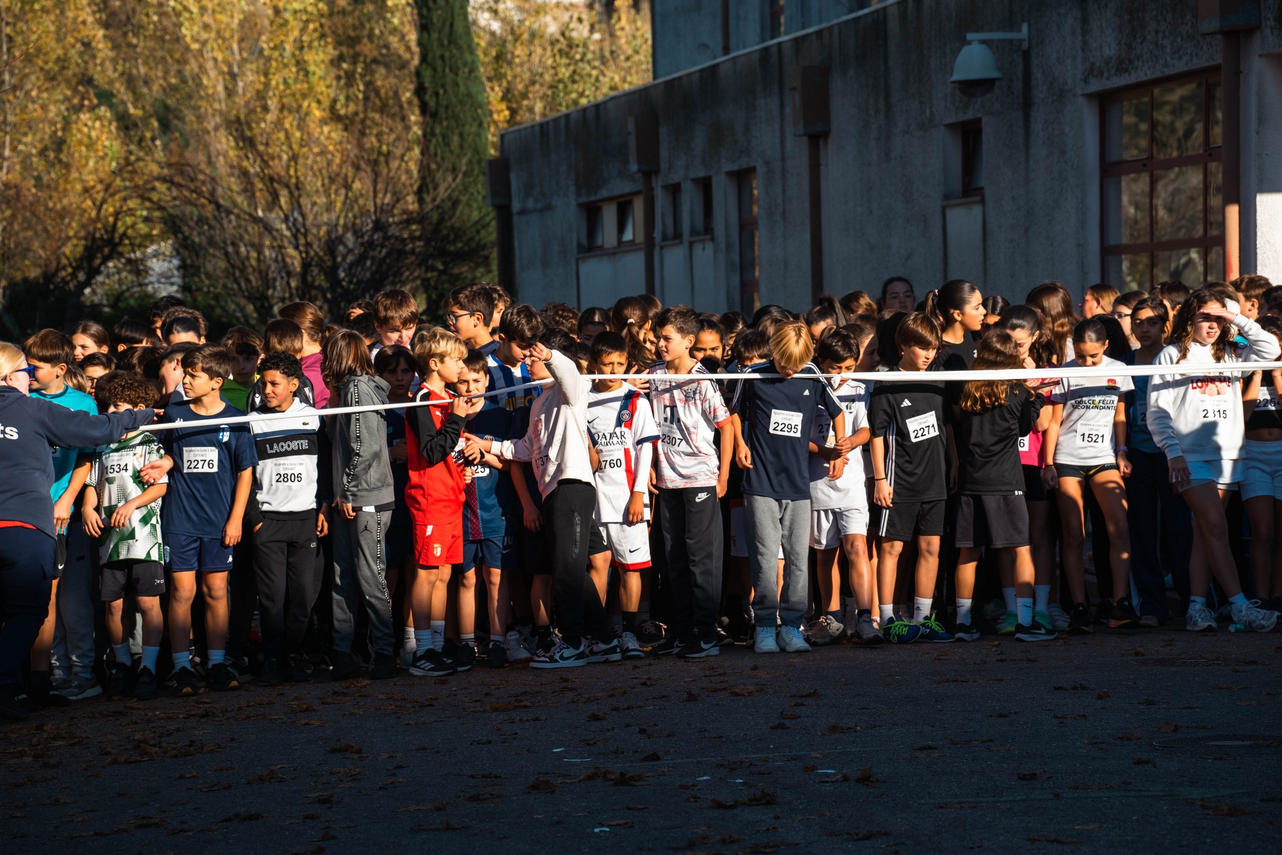 Alunos do aeSB no Corta-Mato Distrital de Vizela