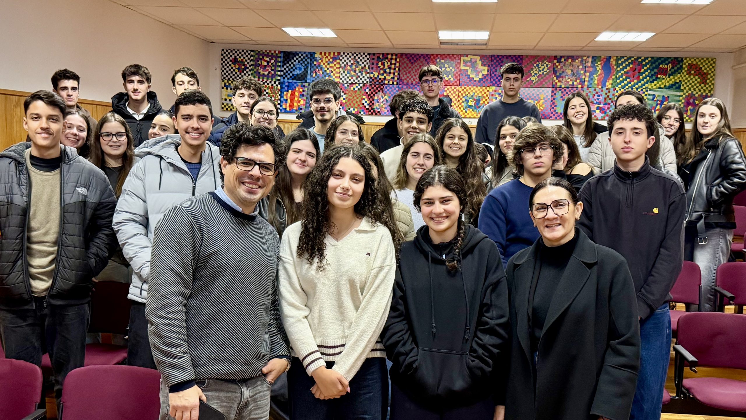 Parlamento dos jovens – Debate com a deputada Irene Costa