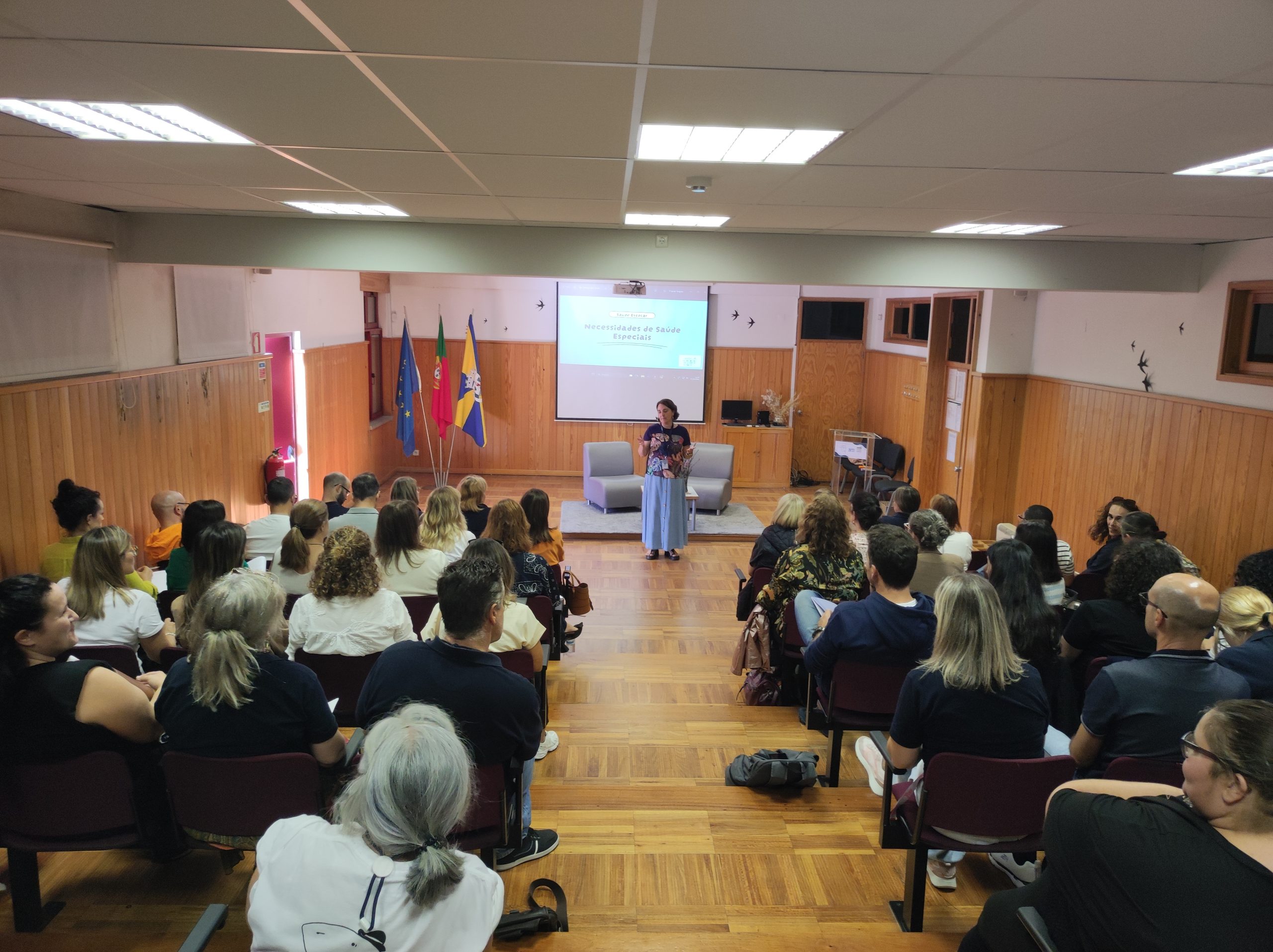 Capacitação de docentes e não docentes para as Necessidades de Saúde Especiais – Inclusão Escolar.