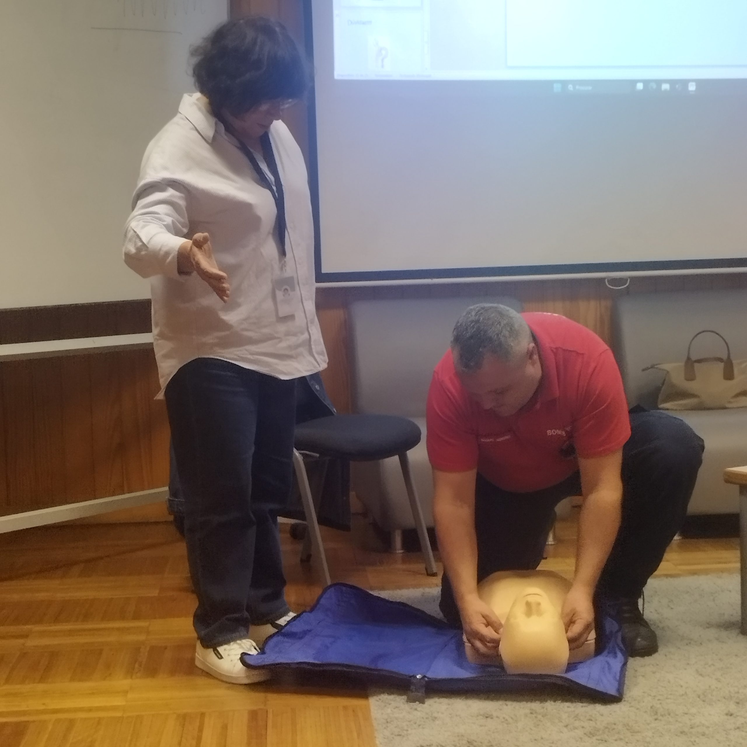 Docentes do Agrupamento de Escolas de S. Bento recebem formação em Suporte Básico de Vida e LIFEVAC